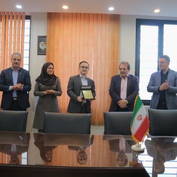 عکس|جلسه هیأت مدیره کانون البرز با اعضای کمیسیون ها و واحدهای کانون در خصوص بررسی قانون الزام به ثبت معاملات اموال غیر منقول