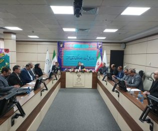 دیدار معاون رئیس قوه قضائیه و ریاست سازمان ثبت اسناد و املاک کشور با رئیس و اعضای کانون سردفتران و دفتریاران استان البرز