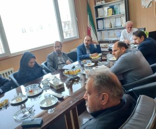 برگزاری جلسه مشترک کانون سردفتران و‌دفتریاران استان البرز ، اداره کل ثبت‌ اسناد و املاک استان البرز و اتحادیه املاک ساوجبلاغ در خصوص قراردادهای یکسان
