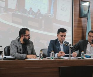 سومین جلسه پرسش و پاسخ حقوقی در سالن همایش کانون سردفتران و دفتریاران استان البرز برگزار شد