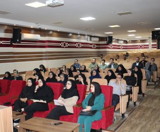 برگزاری کلاس های آموزشی ویژه پذیرفته شدگان آزمون سردفتری ۱۴۰۲ در کانون سردفتران و دفتریاران استان البرز