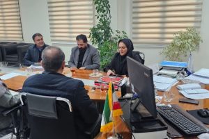 برگزاری جلسه مشترک اداره ثبت و کانون البرز با اداره پست استان در خصوص بررسی و رفع مشکلات دفاتر اسناد رسمی در تعامل با پست