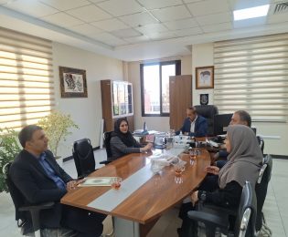 برگزاری نشست مشترک  فی مابین کانون سردفتران و دفتریاران استان البرز با اداره کل ثبت و اداره پست البرز