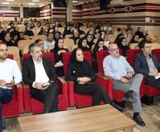 برگزاری کلاس آشنایی با قانون الزام به ثبت رسمی معاملات اموال غیر منقول در سالن اجتماعات کانون البرز